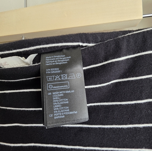 H&M Black and White Striped Mini Skirt - Picture 4 of 5